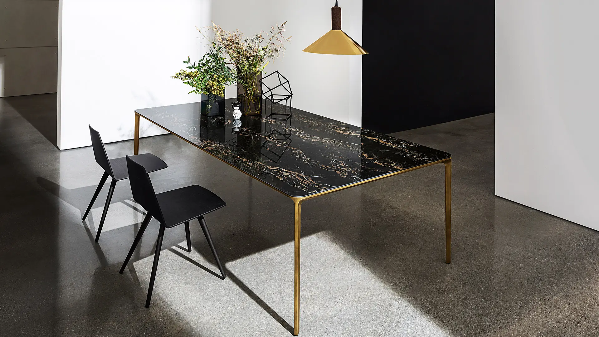 SOVET ITALIA Slim table