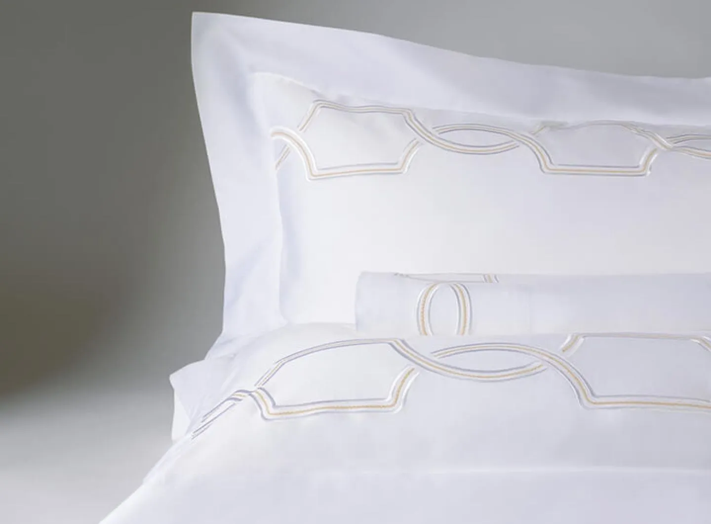 Rivolta Carmignani ROYAL bed linens set white 