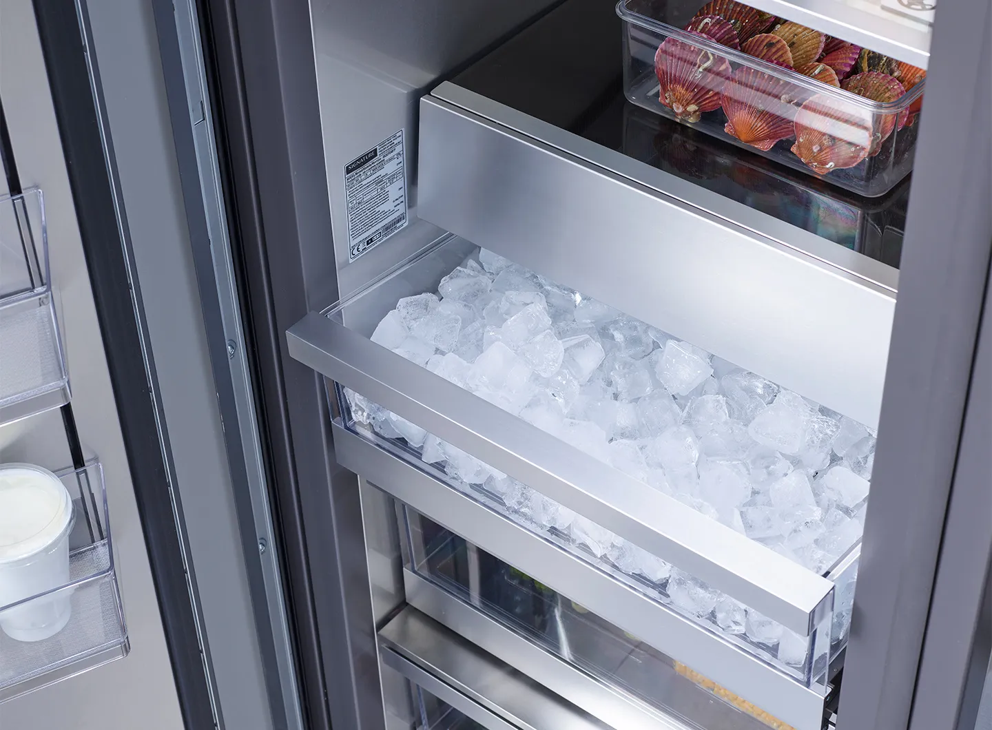 Column freezer 24"