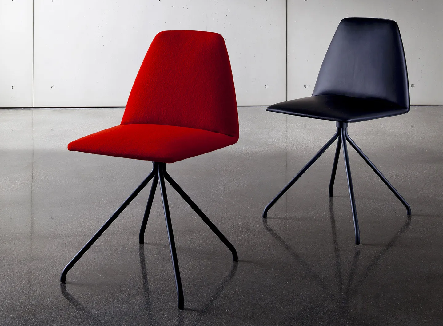 SOVET Sila trestle chairs