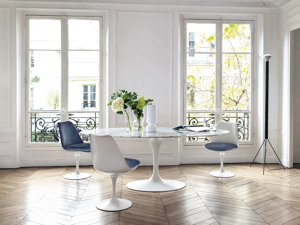 Saarinen Tulip Chairs | Salone del Mobile