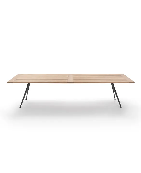 Zefiro Outdoor table, Antonio Citterio design