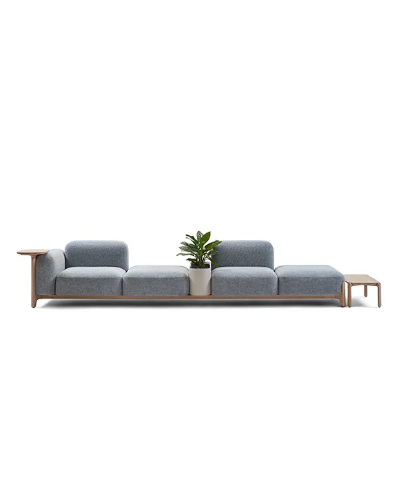 Prostoria- sofa Sabot
