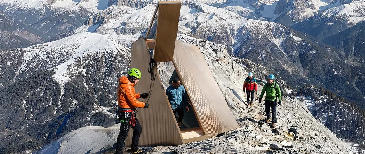 veduta esterna del bivacco